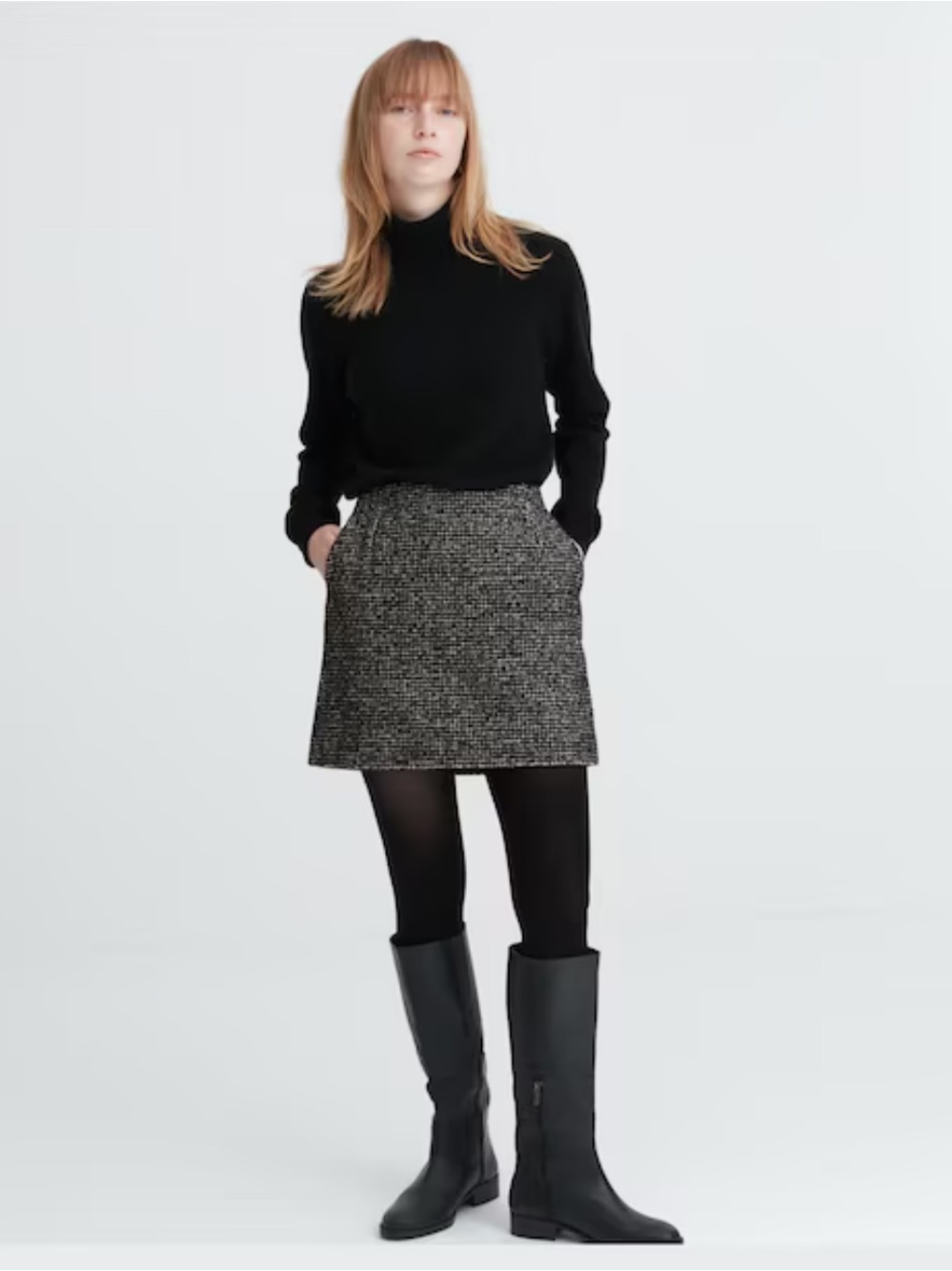 UNIQLO Black and Gray Tweed Mini Skirt (houndstooth)